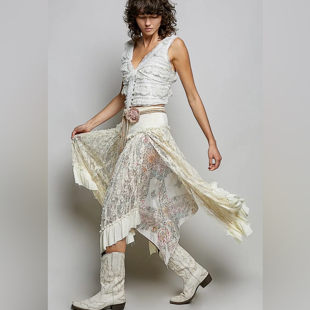 POL Lace Patchwork Skirt S-L - Picture 4 of 6